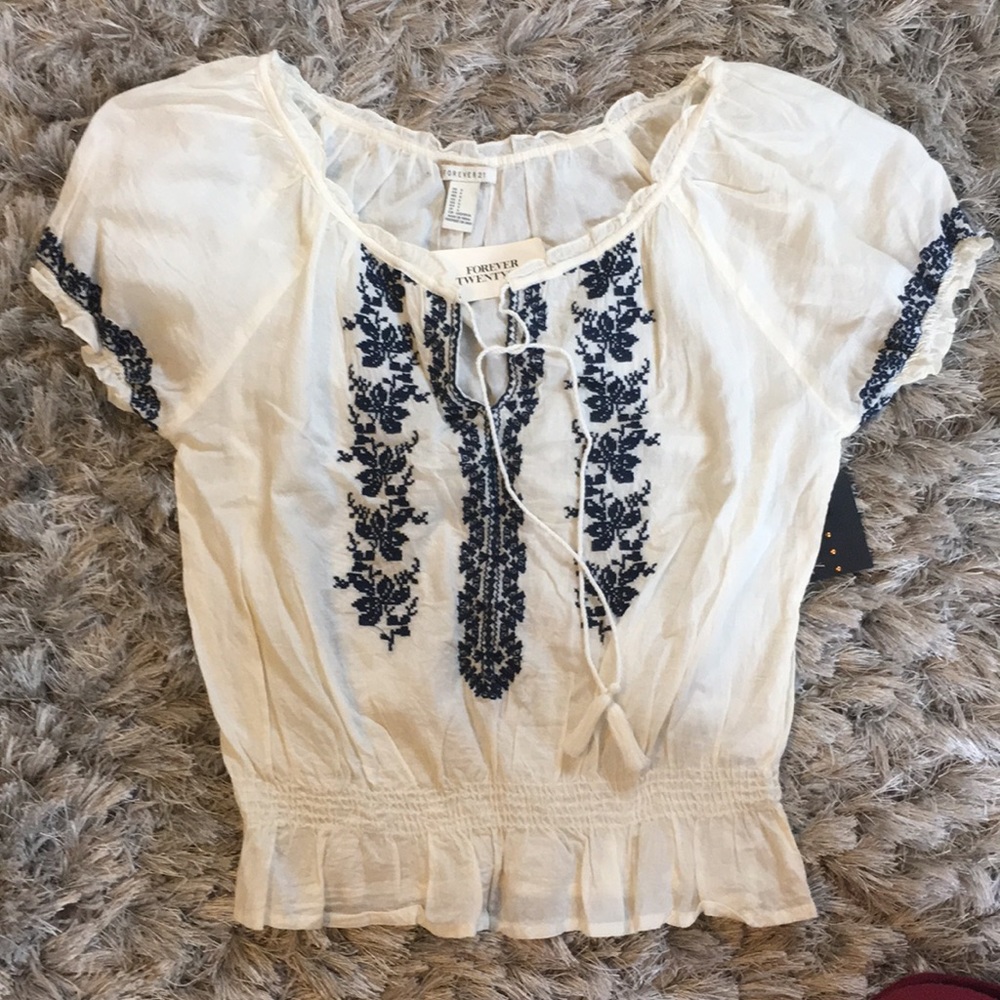 NWT Forever 21 embroidered off-white shirt size S